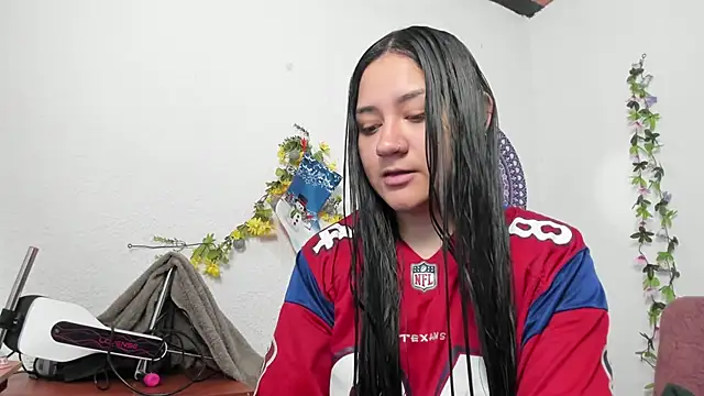 Hanna moore1 online show from January 2, 2025, 5:39 pm