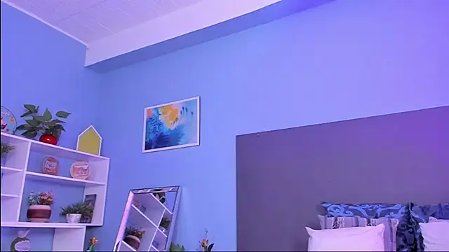 Snapshot of kylie_reyes chatting on December 13, 2024, 8:58 pm kylie reyes online show from December 13, 2024, 8:58 pm