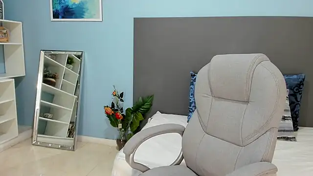 Snapshot of kylie_reyes chatting on October 20, 2025, 7:25 pm kylie reyes online show from October 20, 2025, 7:25 pm