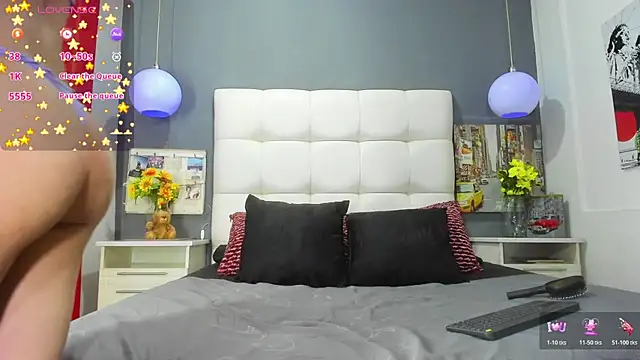 cinthya walker1 online show from January 19, 2026, 2:10 pm