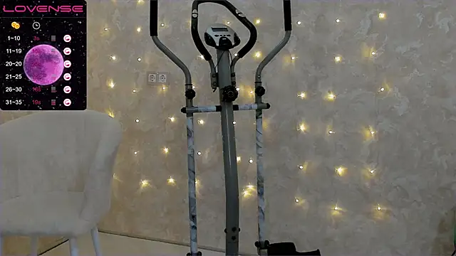 EvaSileZ online show from March 4, 2025, 4:09 pm