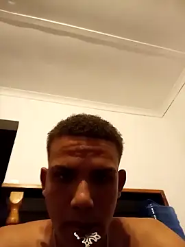 Linex06 online show from February 25, 2026, 5:44 pm