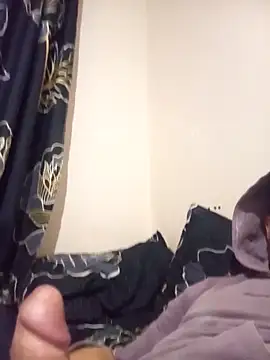 Linex06 online show from March 4, 2026, 7:09 pm