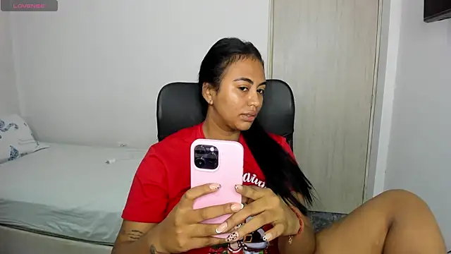 tracycum online show from December 21, 2025, 6:04 pm