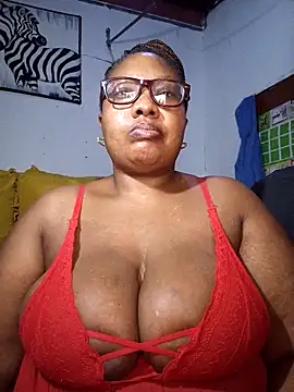 YELLOW BONE online show from April 24, 2026, 9:06 pm