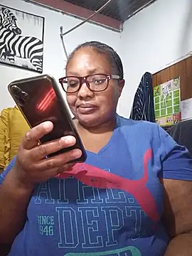 YELLOW BONE online show from July 3, 2026, 8:15 pm