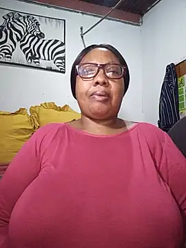 YELLOW BONE online show from July 10, 2026, 8:33 pm