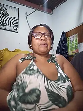 YELLOW BONE online show from July 23, 2026, 8:40 pm