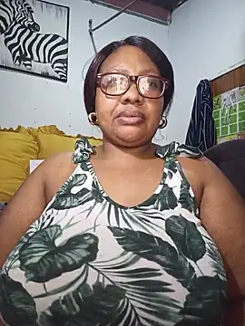 YELLOW BONE online show from July 24, 2026, 8:51 pm