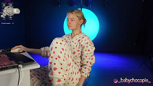 Masha 2002 online show from February 7, 2026, 10:02 pm