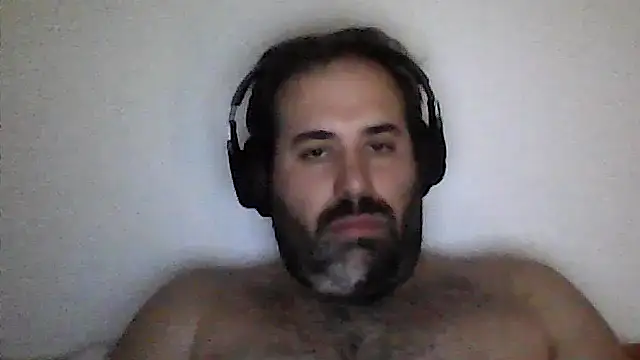 Snapshot of The_Masterxxx14 chatting on May 9, 2026, 3:17 pm The Masterxxx14 online show from May 9, 2026, 3:17 pm