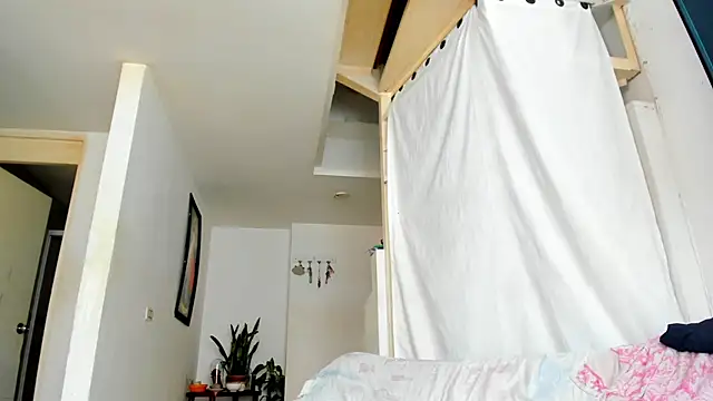 veronica salas online show from August 1, 2026, 1:54 pm