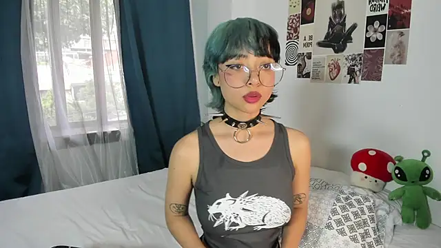 acid candy  online show from March 5, 2025, 10:10 pm