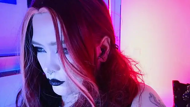 wickedxqueen online show from June 21, 2026, 9:17 pm