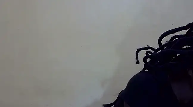 Snapshot of Slender-simple1 chatting on February 2, 2025, 12:46 pm Slender-simple1 online show from February 2, 2025, 12:46 pm