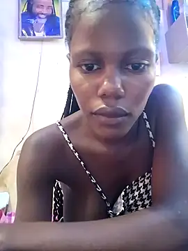 Snapshot of Slender-simple1 chatting on October 13, 2025, 2:17 pm Slender-simple1 online show from October 13, 2025, 2:17 pm