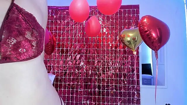 Estrella Duran online show from February 18, 2025, 7:52 pm