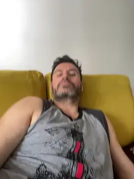 Snapshot of rodrher81 chatting on March 7, 2025, 1:07 pm rodrher81 online show from March 7, 2025, 1:07 pm