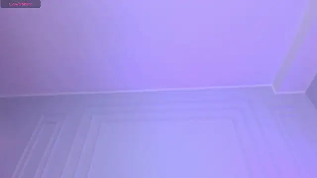 Snapshot of SophieAnn chatting on March 6, 2025, 11:09 pm SophieAnn online show from March 6, 2025, 11:09 pm