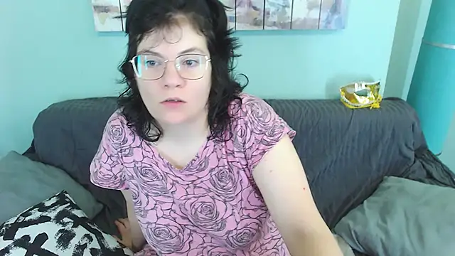 EverlyRays online show from January 29, 2025, 8:51 am