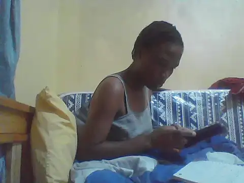 Snapshot of Smillie_prety chatting on May 13, 2026, 5:27 am Smillie prety online show from May 13, 2026, 5:27 am