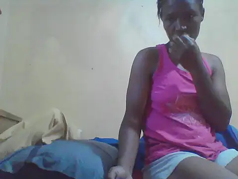 Snapshot of Smillie_prety chatting on May 18, 2026, 5:02 am Smillie prety online show from May 18, 2026, 5:02 am