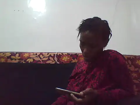 Snapshot of Smillie_prety chatting on May 21, 2026, 4:36 pm Smillie prety online show from May 21, 2026, 4:36 pm