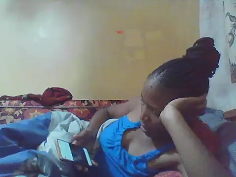 Snapshot of Smillie_prety chatting on June 11, 2026, 3:48 am Smillie prety online show from June 11, 2026, 3:48 am