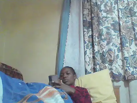 Snapshot of Smillie_prety chatting on June 14, 2026, 3:41 am Smillie prety online show from June 14, 2026, 3:41 am