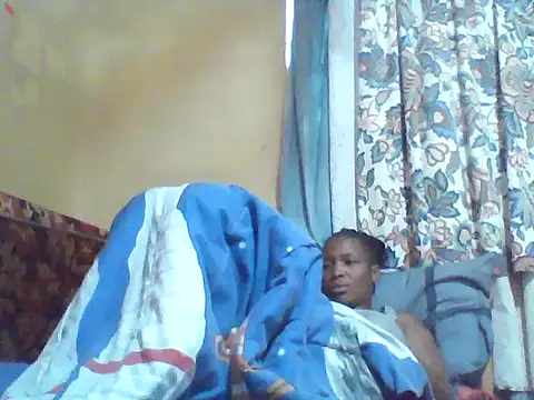 Snapshot of Smillie_prety chatting on July 3, 2026, 5:47 am Smillie prety online show from July 3, 2026, 5:47 am