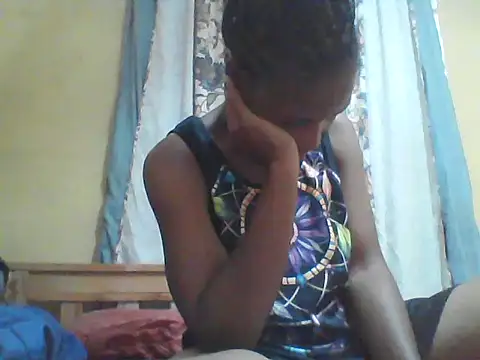 Snapshot of Smillie_prety chatting on July 6, 2026, 3:25 pm Smillie prety online show from July 6, 2026, 3:25 pm