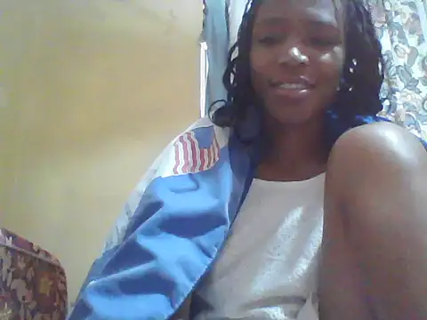Snapshot of Smillie_prety chatting on July 10, 2026, 5:45 am Smillie prety online show from July 10, 2026, 5:45 am