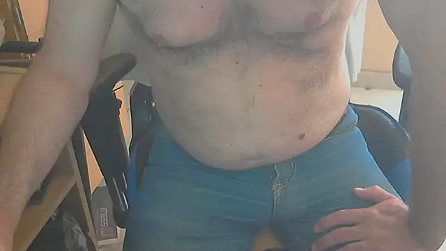 Snapshot of angelgarcia269 chatting on January 11, 2025, 11:34 am angelgarcia269 online show from January 11, 2025, 11:34 am