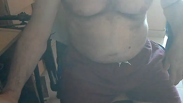 Snapshot of angelgarcia269 chatting on February 6, 2025, 6:35 pm angelgarcia269 online show from February 6, 2025, 6:35 pm