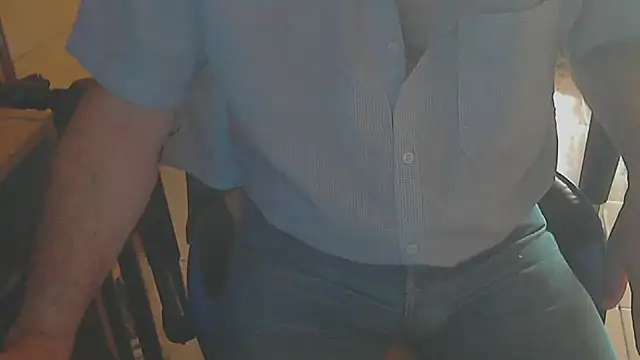 Snapshot of angelgarcia269 chatting on February 15, 2025, 11:17 am angelgarcia269 online show from February 15, 2025, 11:17 am