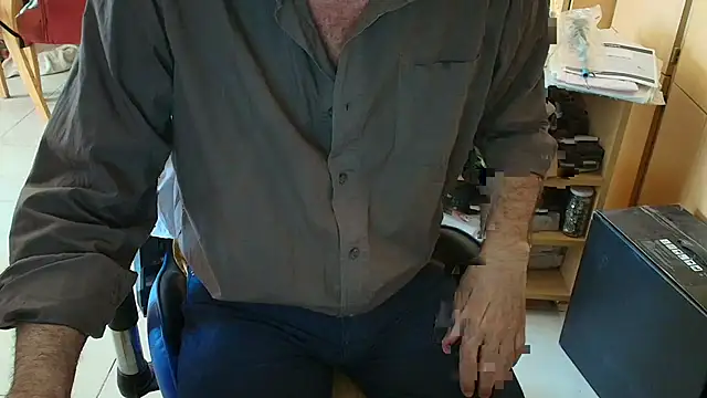 Snapshot of angelgarcia269 chatting on November 5, 2025, 11:54 am angelgarcia269 online show from November 5, 2025, 11:54 am