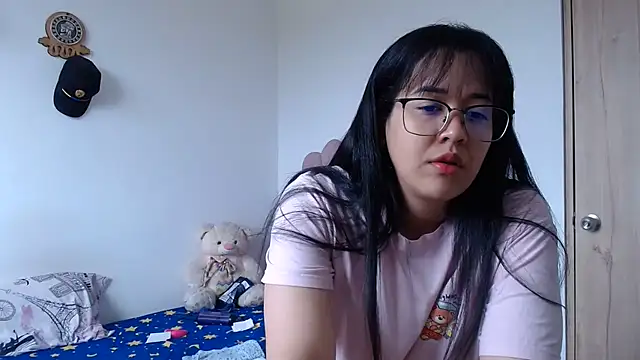 Snapshot of lady_hot2xx chatting on June 27, 2026, 4:12 pm lady hot2xx online show from June 27, 2026, 4:12 pm