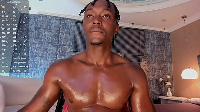 Snapshot of DannSmmith chatting on December 2, 2025, 7:36 am DannSmmith online show from December 2, 2025, 7:36 am