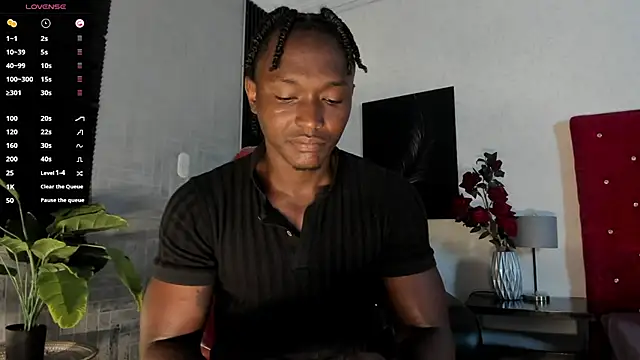 Snapshot of DannSmmith chatting on March 4, 2026, 3:45 am DannSmmith online show from March 4, 2026, 3:45 am