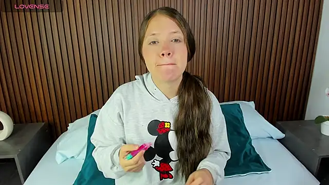 Snapshot of nataly_rodri chatting on March 1, 2025, 12:01 pm nataly rodri online show from March 1, 2025, 12:01 pm