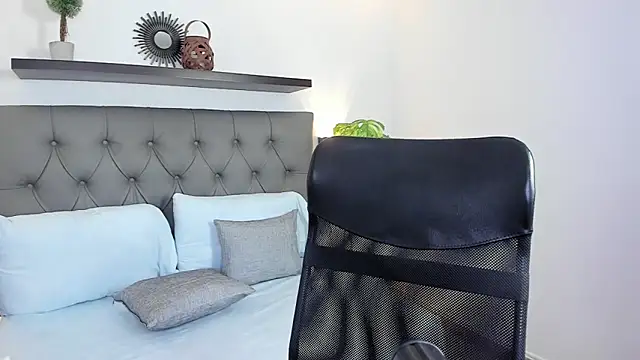 Snapshot of nataly_rodri chatting on October 4, 2025, 1:36 am nataly rodri online show from October 4, 2025, 1:36 am