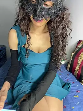 Snapshot of BandySL chatting on January 2, 2025, 2:22 am BandySL online show from January 2, 2025, 2:22 am