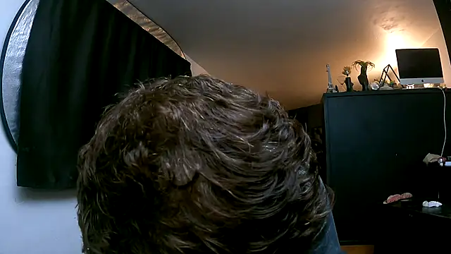 leanjamesdean online show from September 28, 2025, 6:19 am