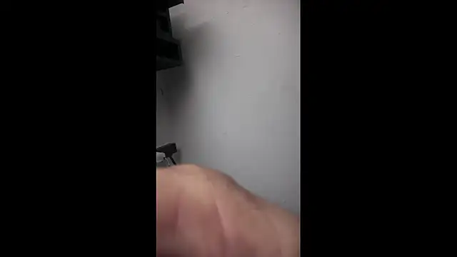 leanjamesdean online show from June 14, 2026, 2:57 am
