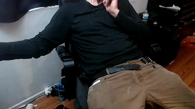 Snapshot of leanjamesdean chatting on August 2, 2026, 2:48 pm leanjamesdean online show from August 2, 2026, 2:48 pm