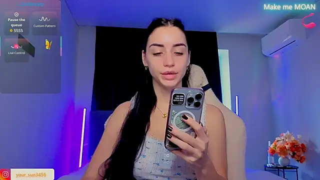 Snapshot of Kemi__Jordan chatting on November 7, 2025, 10:37 am Kemi Jordan online show from November 7, 2025, 10:37 am