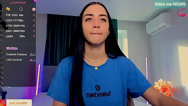 Snapshot of Kemi__Jordan chatting on November 23, 2025, 10:48 am Kemi Jordan online show from November 23, 2025, 10:48 am