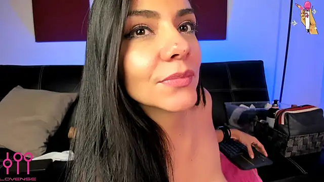 Samara Kim online show from January 12, 2025, 7:00 am