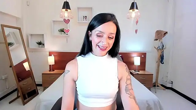 Snapshot of Kristen_Garner chatting on February 27, 2025, 8:09 pm Kristen Garner online show from February 27, 2025, 8:09 pm