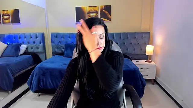 Snapshot of Kristen_Garner chatting on March 11, 2025, 12:00 am Kristen Garner online show from March 11, 2025, 12:00 am